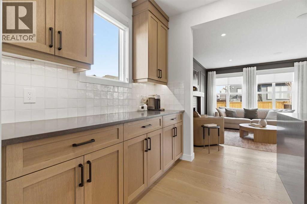 42 Creekside Avenue SW, Calgary, Alberta  T2X 4A9 - Photo 17 - A2285114