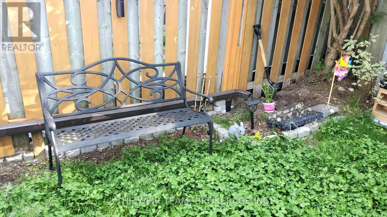 793 Woodbine Avenue, Toronto, Ontario  M4E 2J5 - Photo 24 - E12922022