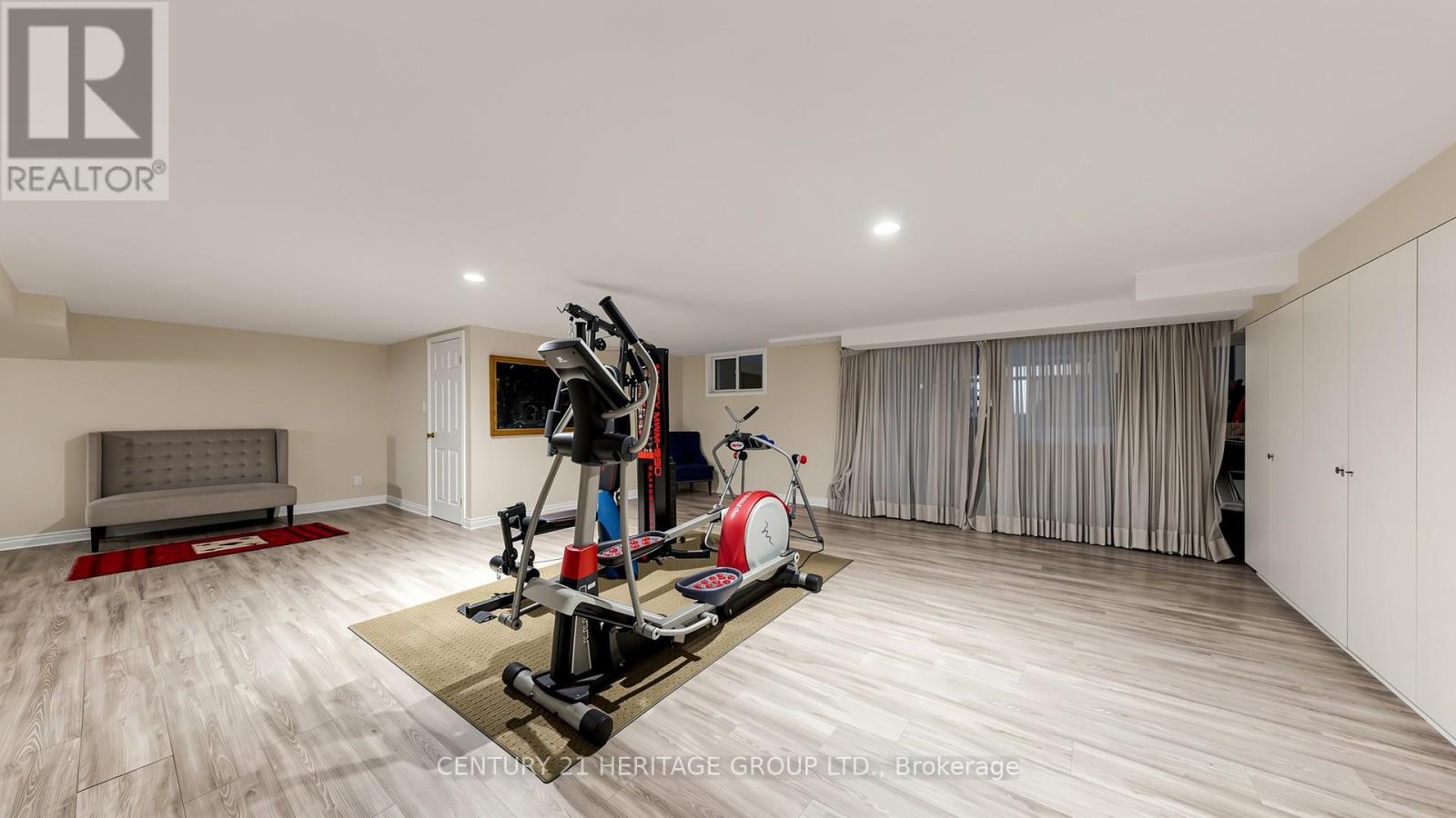 21455 Warden Avenue, East Gwillimbury, Ontario  L0G 1R0 - Photo 38 - N12910654