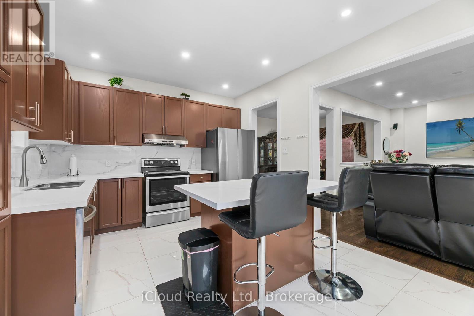 75 Iron Block Drive, Brampton (Northwest Sandalwood Parkway), Ontario  L7A 0J1 - Photo 18 - W12931732