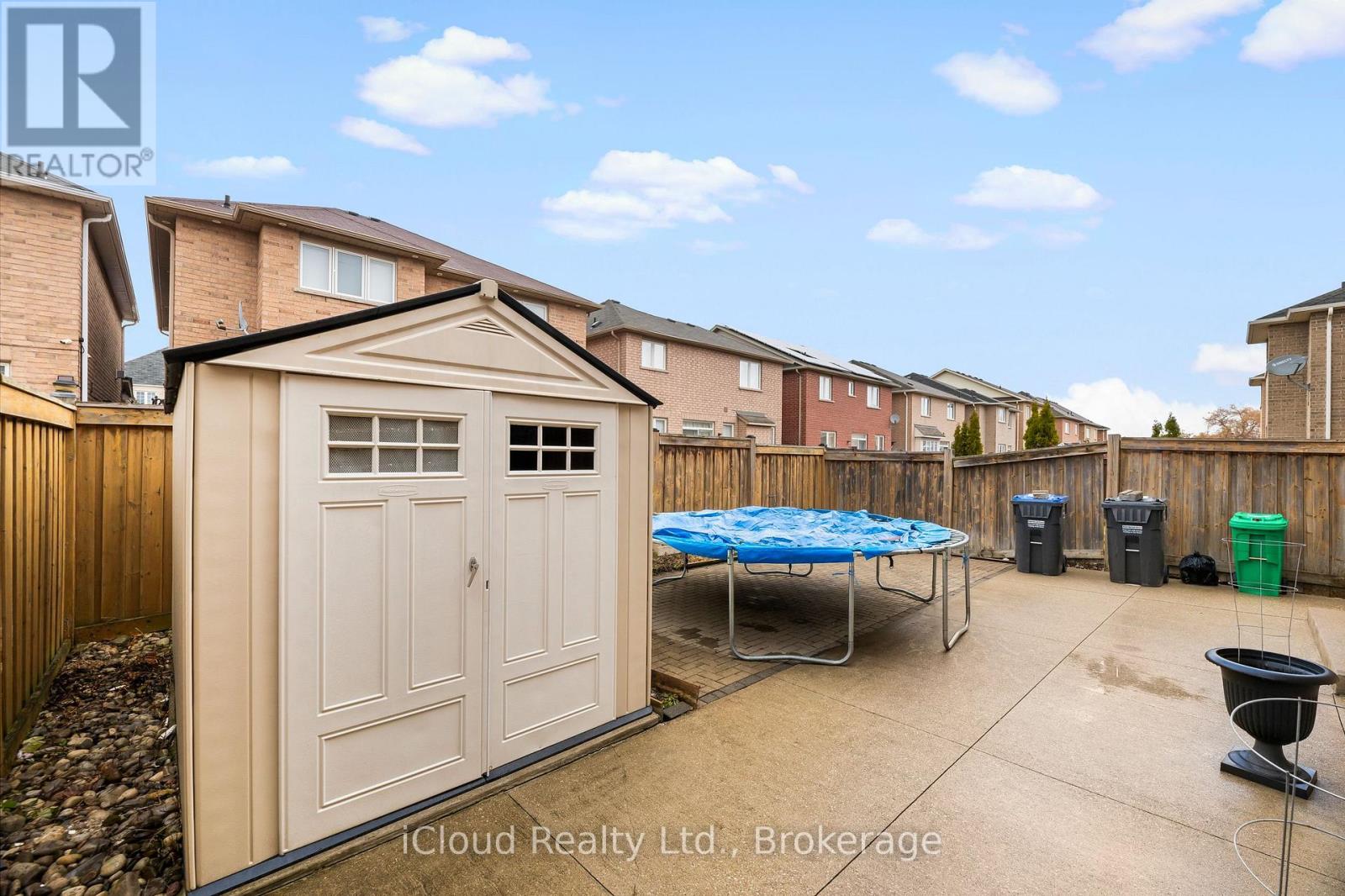75 Iron Block Drive, Brampton (Northwest Sandalwood Parkway), Ontario  L7A 0J1 - Photo 7 - W12931732