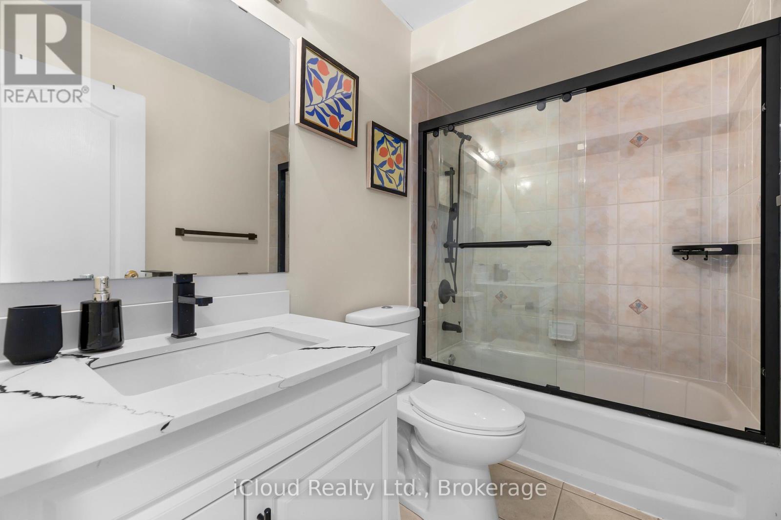 75 Iron Block Drive, Brampton (Northwest Sandalwood Parkway), Ontario  L7A 0J1 - Photo 33 - W12931732