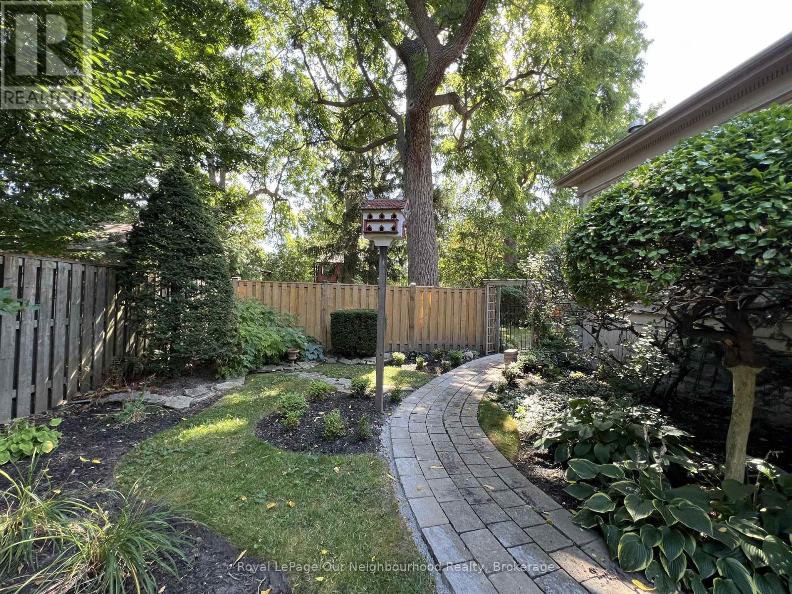 305 Trent Street W, Whitby, Ontario  L1N 1M3 - Photo 49 - E12931920