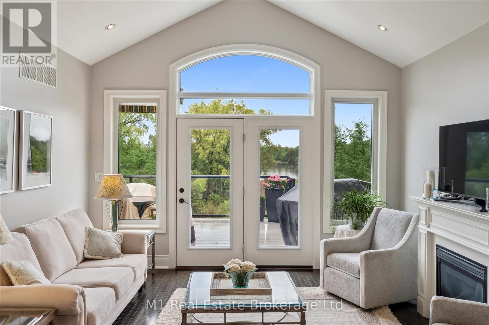 94 Aberfoyle Mill Crescent, Puslinch, Ontario  N1H 6H9 - Photo 9 - X12931908