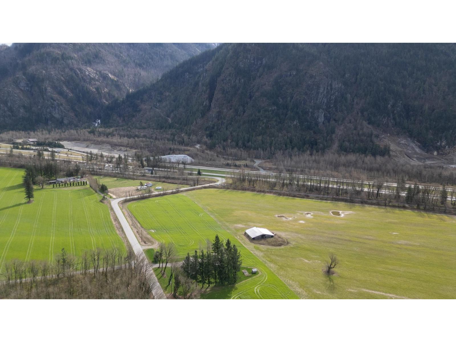 59280 St Elmo Road, Laidlaw, Hope, British Columbia  V0X 1L2 - Photo 8 - R3102989