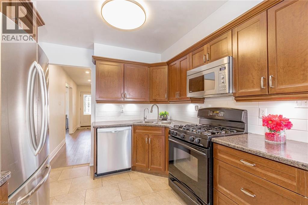 33 Meaghan Street, Waterdown, Ontario  L8B 0H5 - Photo 17 - 40815554