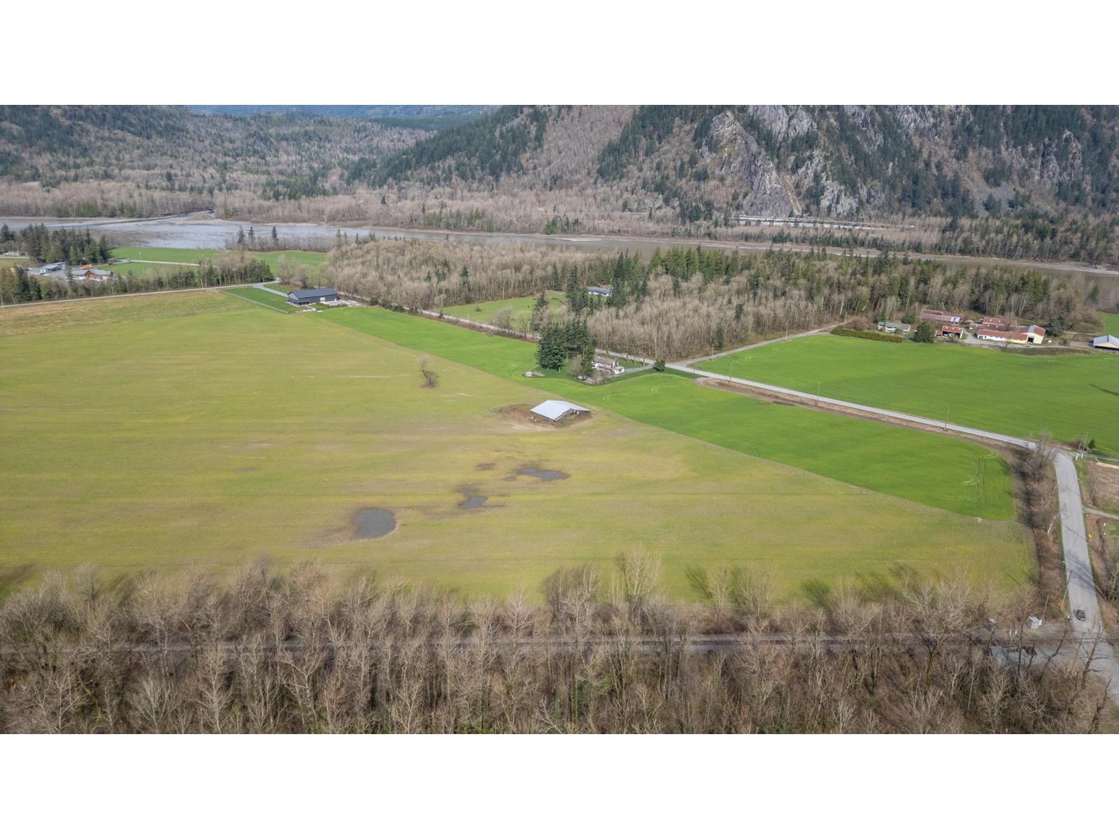 59280 St Elmo Road, Laidlaw, Hope, British Columbia  V0X 1L2 - Photo 12 - R3102989
