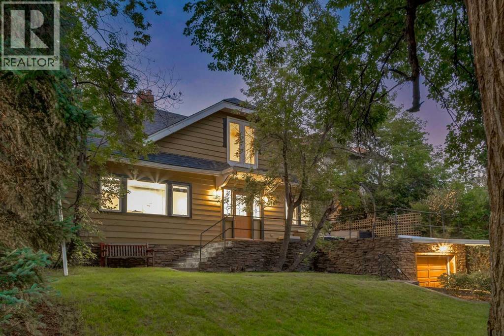 1424 premier Way SW, Calgary, Alberta