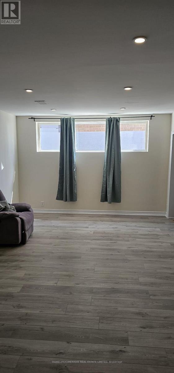 Basement Unit 1 - 92 Alexis Boulevard, Toronto, Ontario  M3H 2P7 - Photo 12 - C12931884