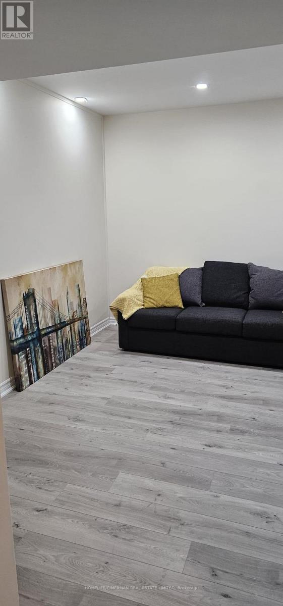 Basement Unit 2 - 92 Alexis Boulevard, Toronto, Ontario  M3H 2P7 - Photo 11 - C12931886