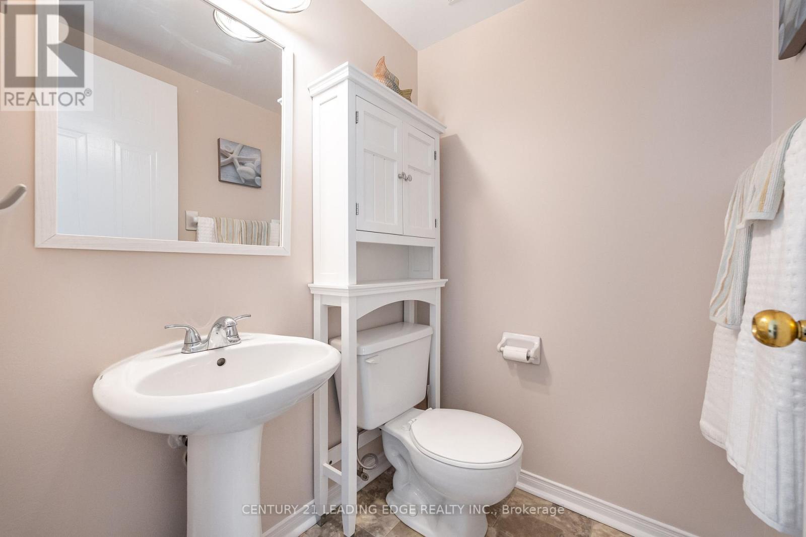 308 Sparrow Circle, Pickering, Ontario  L1V 6Y3 - Photo 25 - E12931896