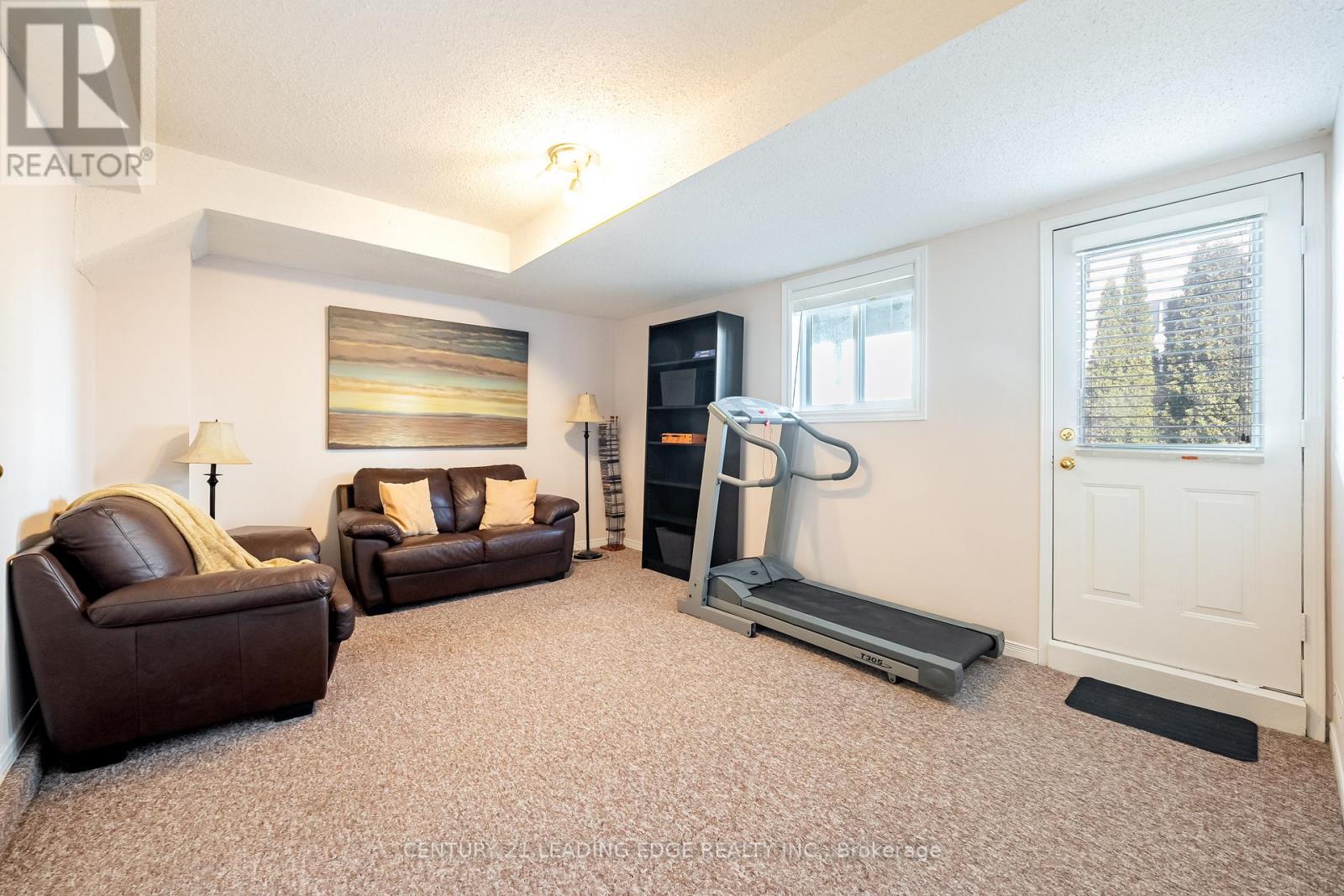 308 Sparrow Circle, Pickering, Ontario  L1V 6Y3 - Photo 36 - E12931896