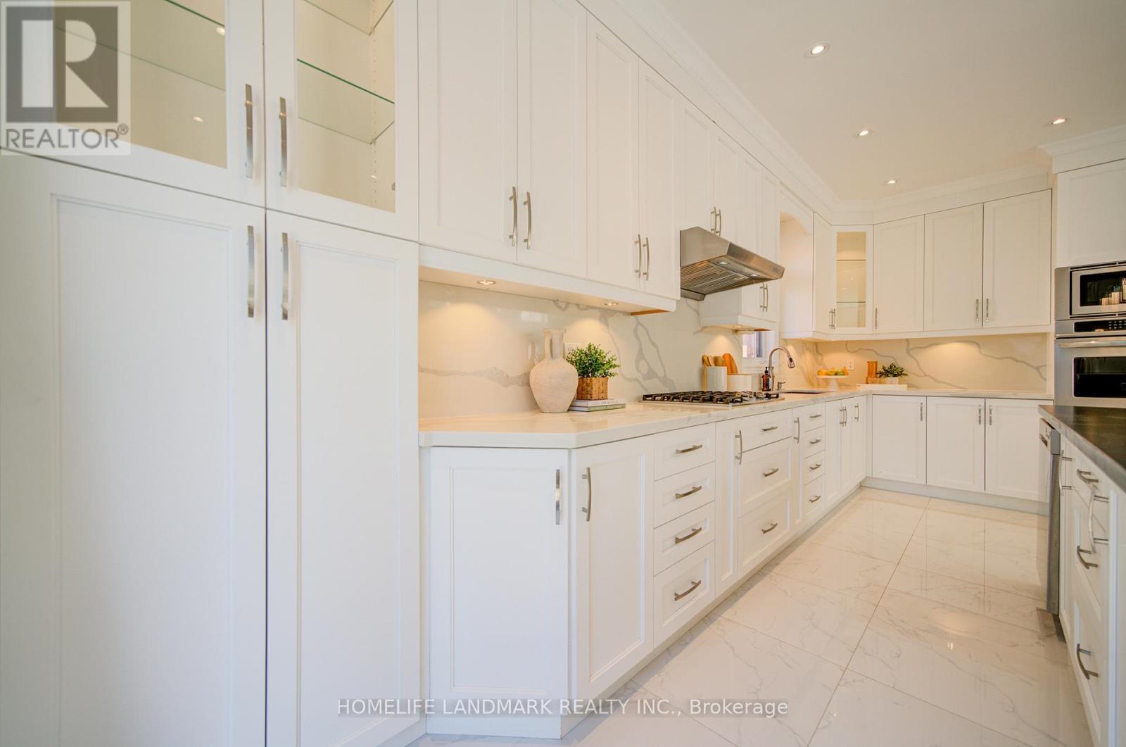 282 Manhattan Drive, Markham, Ontario  L3P 6V4 - Photo 14 - N12931916