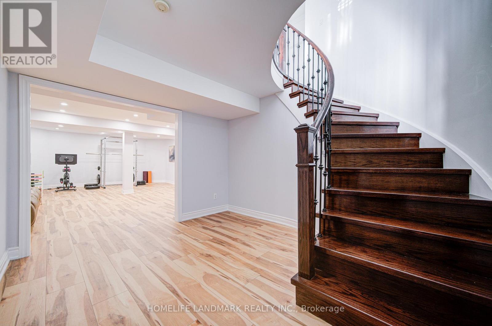 282 Manhattan Drive, Markham, Ontario  L3P 6V4 - Photo 37 - N12931916