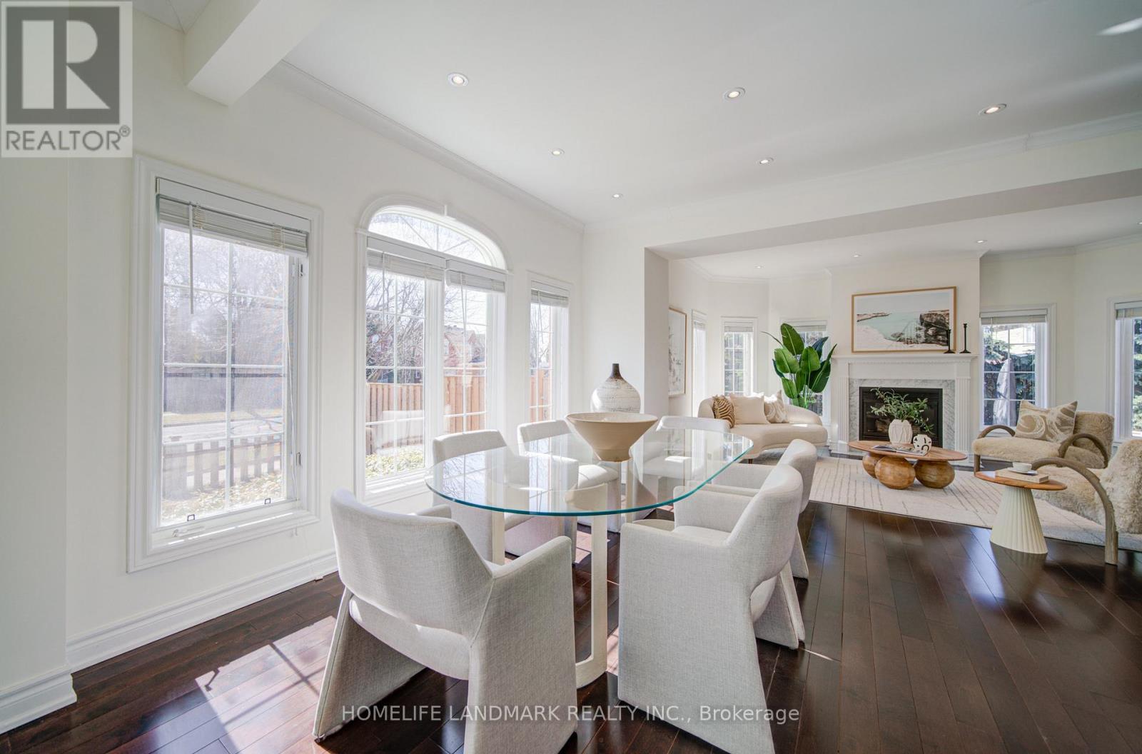 282 Manhattan Drive, Markham, Ontario  L3P 6V4 - Photo 9 - N12931916