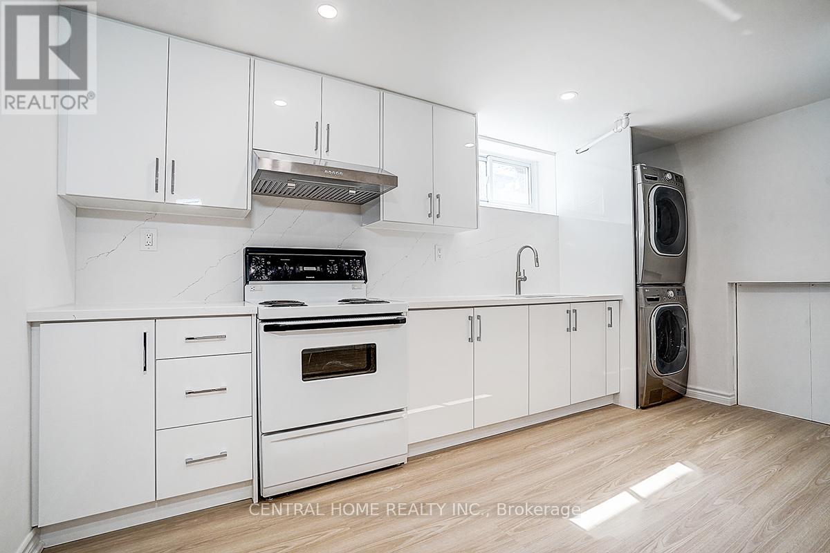 Lower - 36 Sherwood Forest Drive, Markham, Ontario  L3P 1P8 - Photo 15 - N12931928