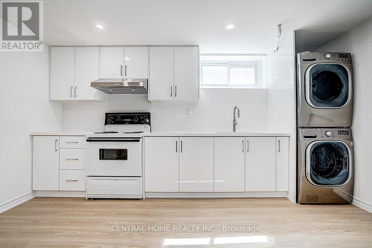 Lower - 36 Sherwood Forest Drive, Markham, Ontario  L3P 1P8 - Photo 16 - N12931928