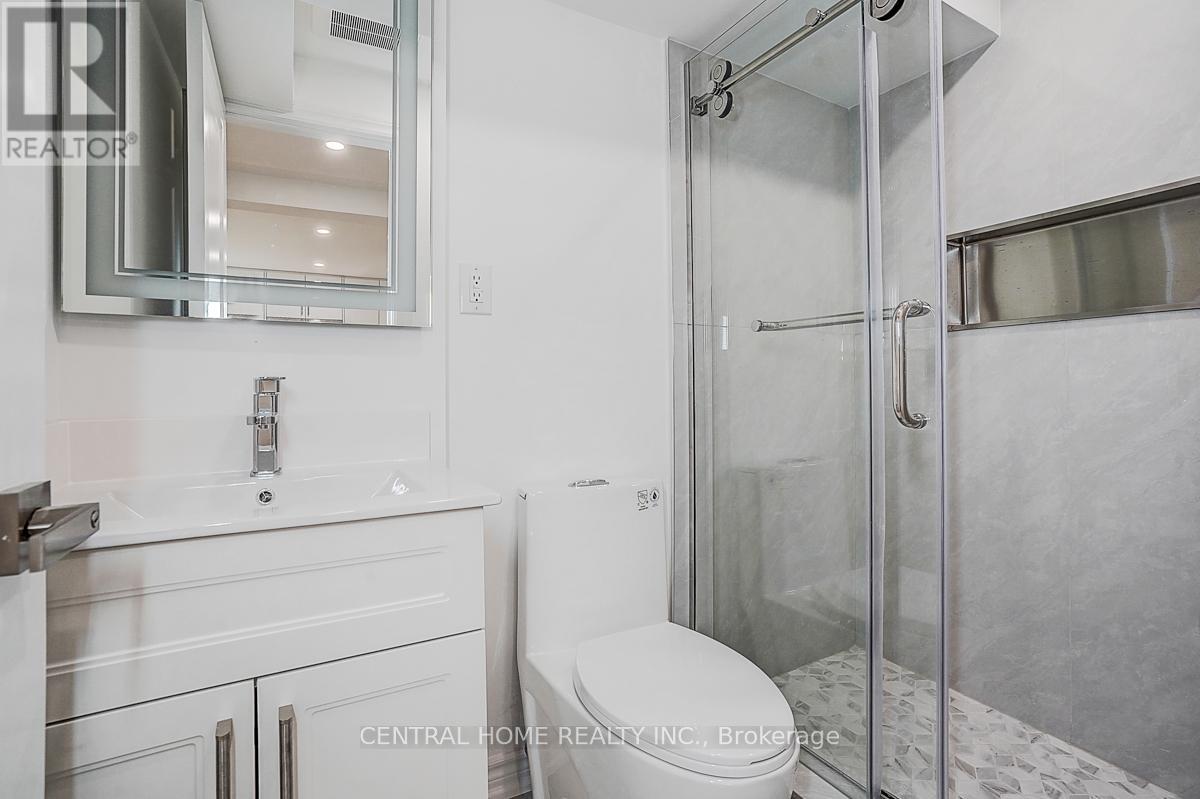 Lower - 36 Sherwood Forest Drive, Markham, Ontario  L3P 1P8 - Photo 24 - N12931928