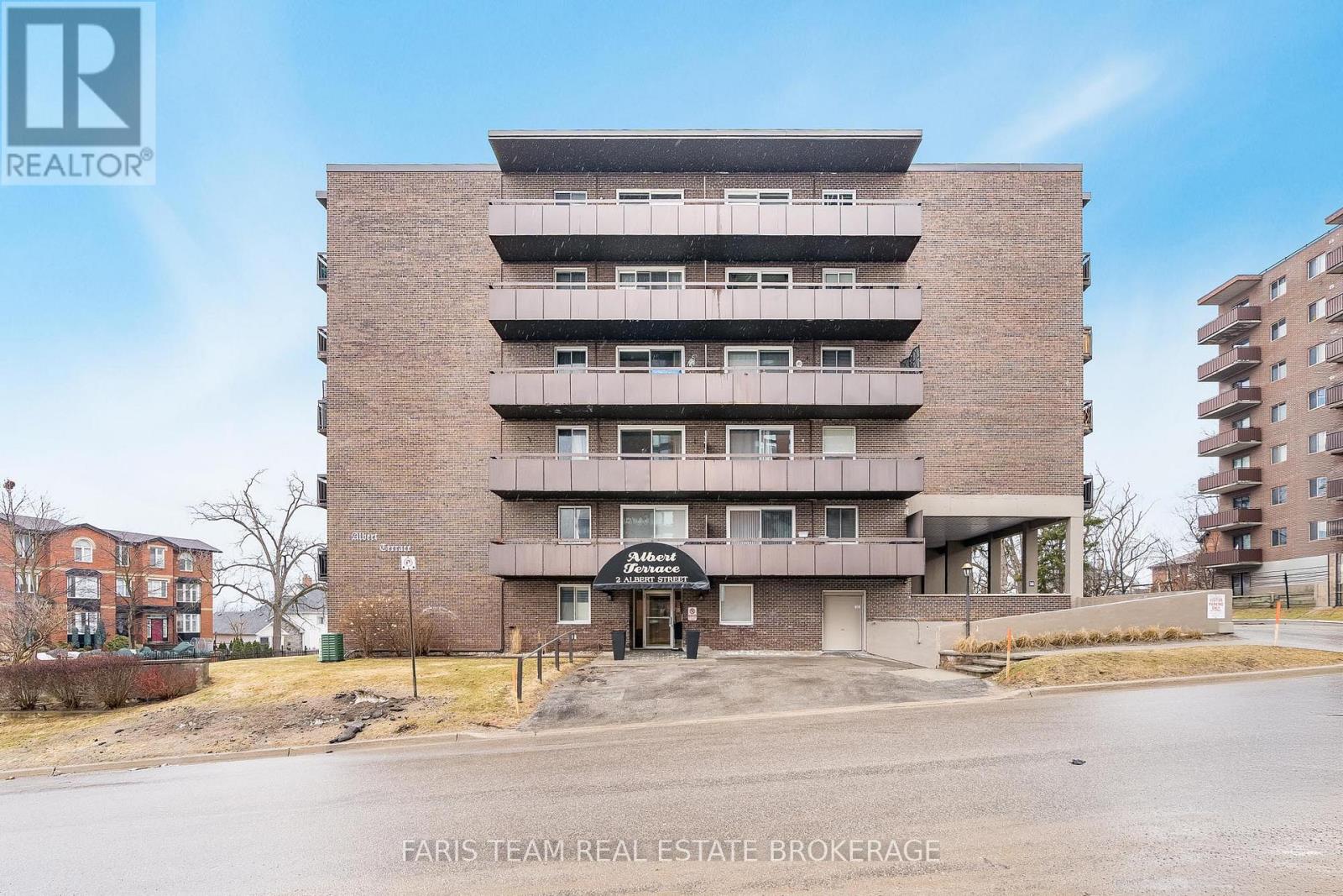 48 - 2 Albert Street, Barrie, Ontario L4M 3S4 - Photo 3 - S12931876