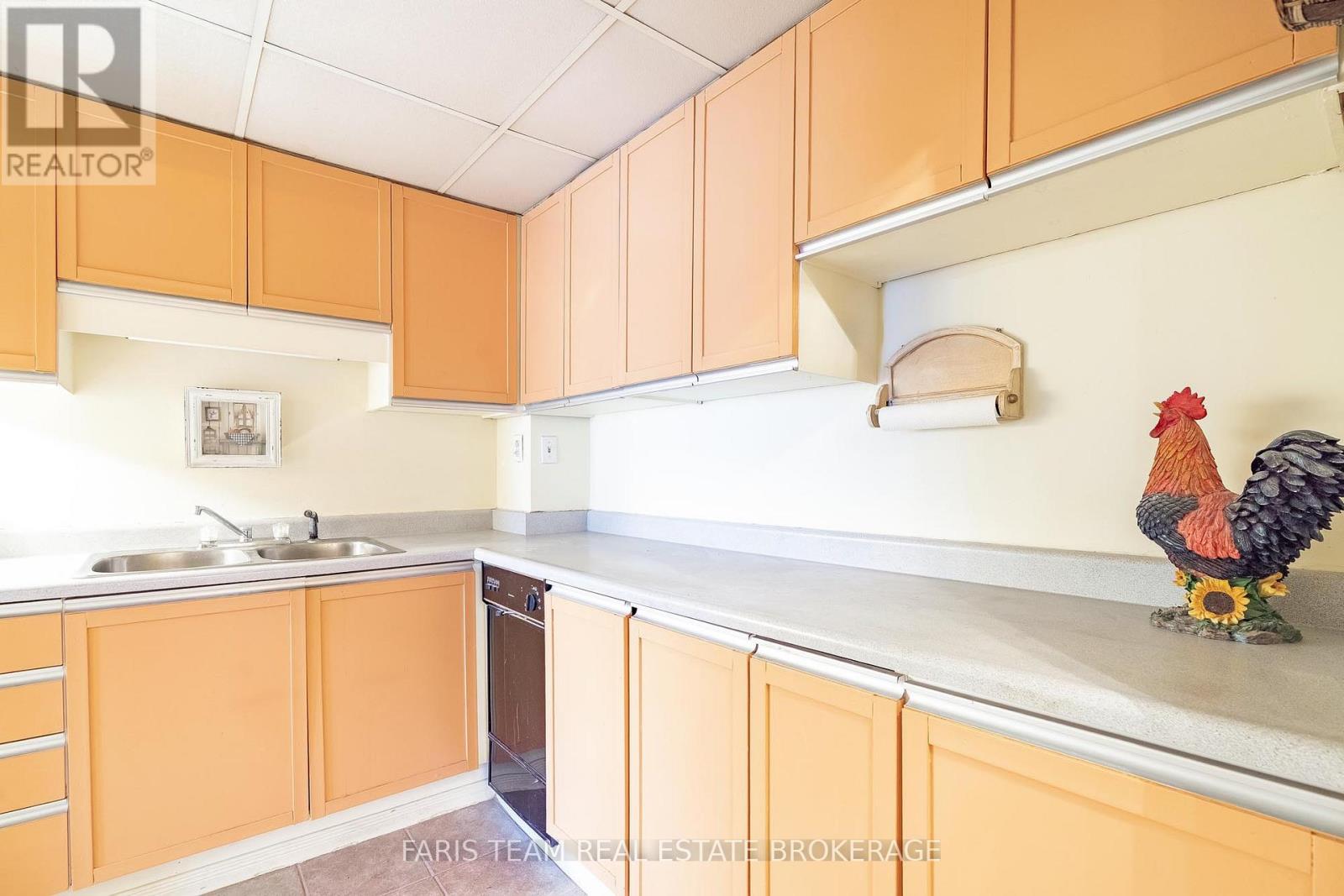 48 - 2 Albert Street, Barrie, Ontario L4M 3S4 - Photo 8 - S12931876