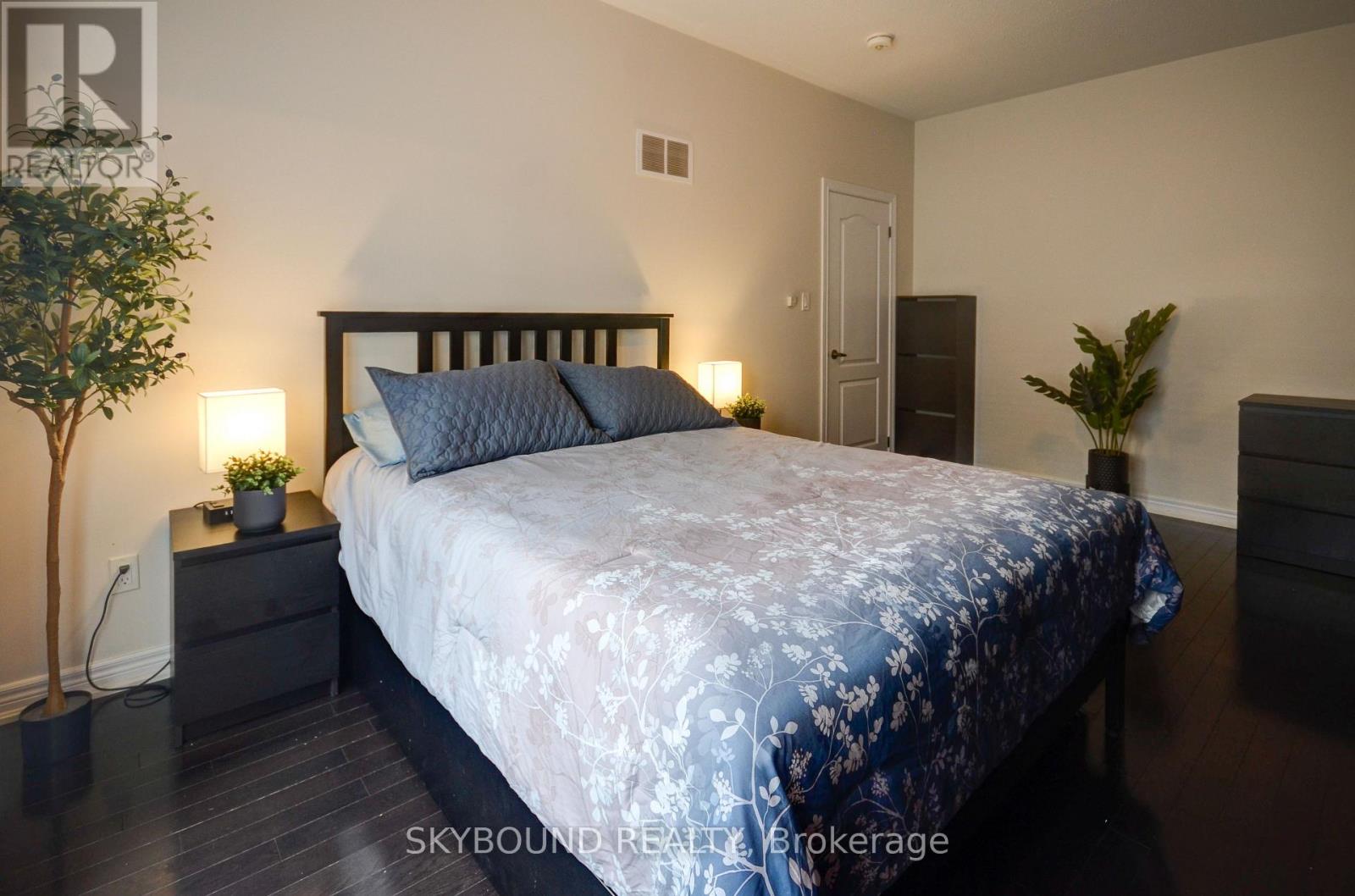 30 - 11 Alamode Road, Brampton, Ontario  L6R 3Z8 - Photo 12 - W12931872