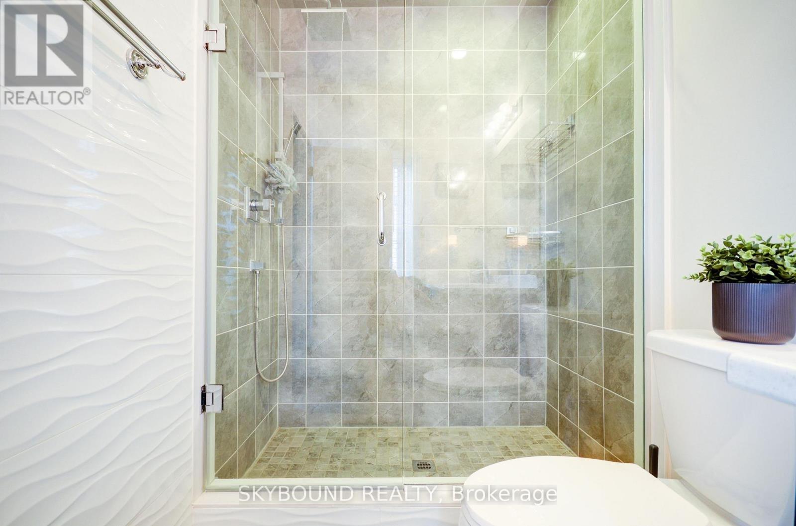 30 - 11 Alamode Road, Brampton, Ontario  L6R 3Z8 - Photo 17 - W12931872