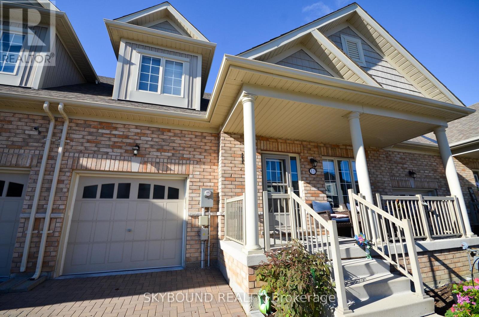 30 - 11 Alamode Road, Brampton, Ontario  L6R 3Z8 - Photo 2 - W12931872