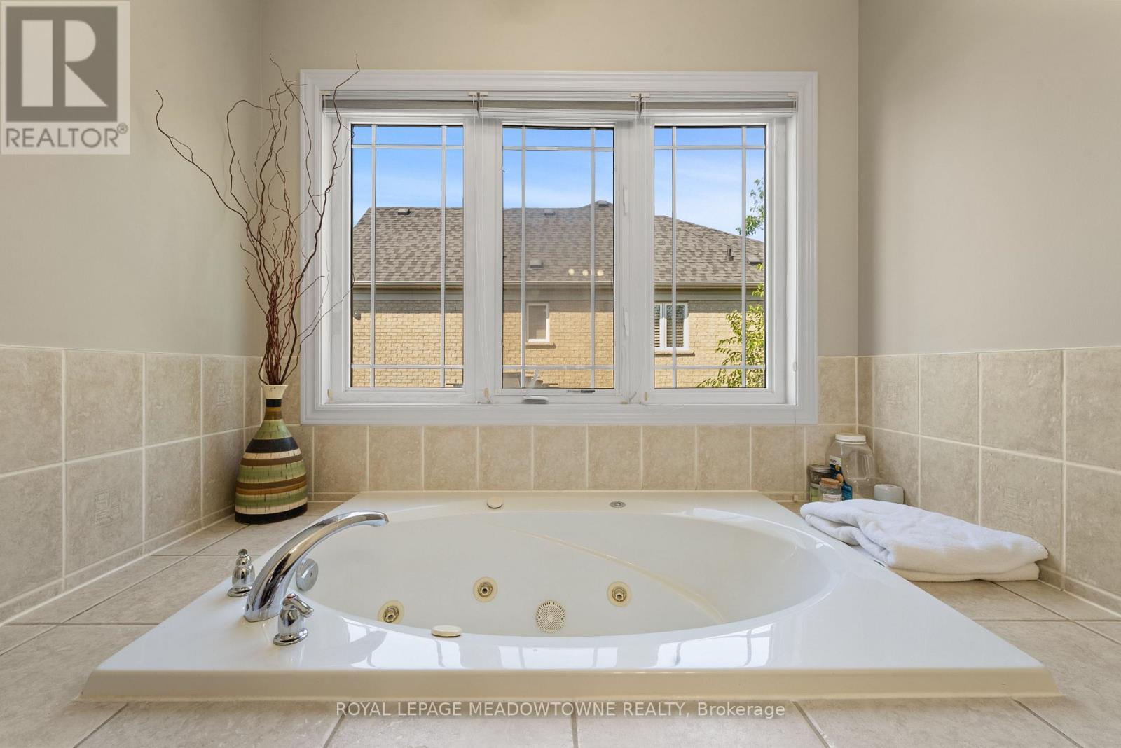 9 Black Bear Trail, Brampton, Ontario  L6Y 5L2 - Photo 32 - W12931878