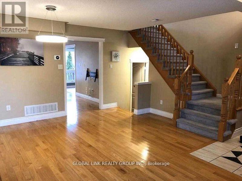 1328 Goldhawk Trail, Oakville (Wt West Oak Trails), Ontario  L6M 3Y6 - Photo 4 - W12931894