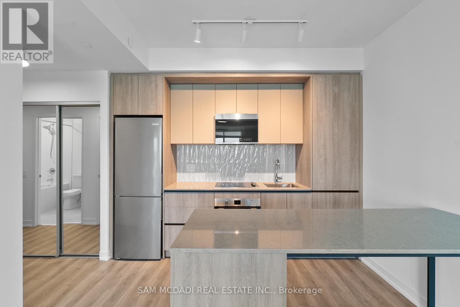 524 - 2485 Eglinton Avenue W, Mississauga (Central Erin Mills), Ontario  L5M 2T1 - Photo 8 - W12931906