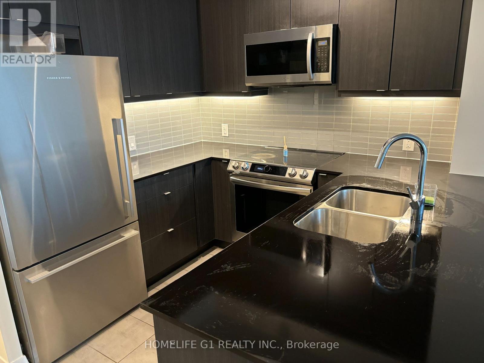 1608 - 50 Thomas Riley Road, Toronto (Islington-City Centre West), Ontario  M9B 0C5 - Photo 3 - W12931910