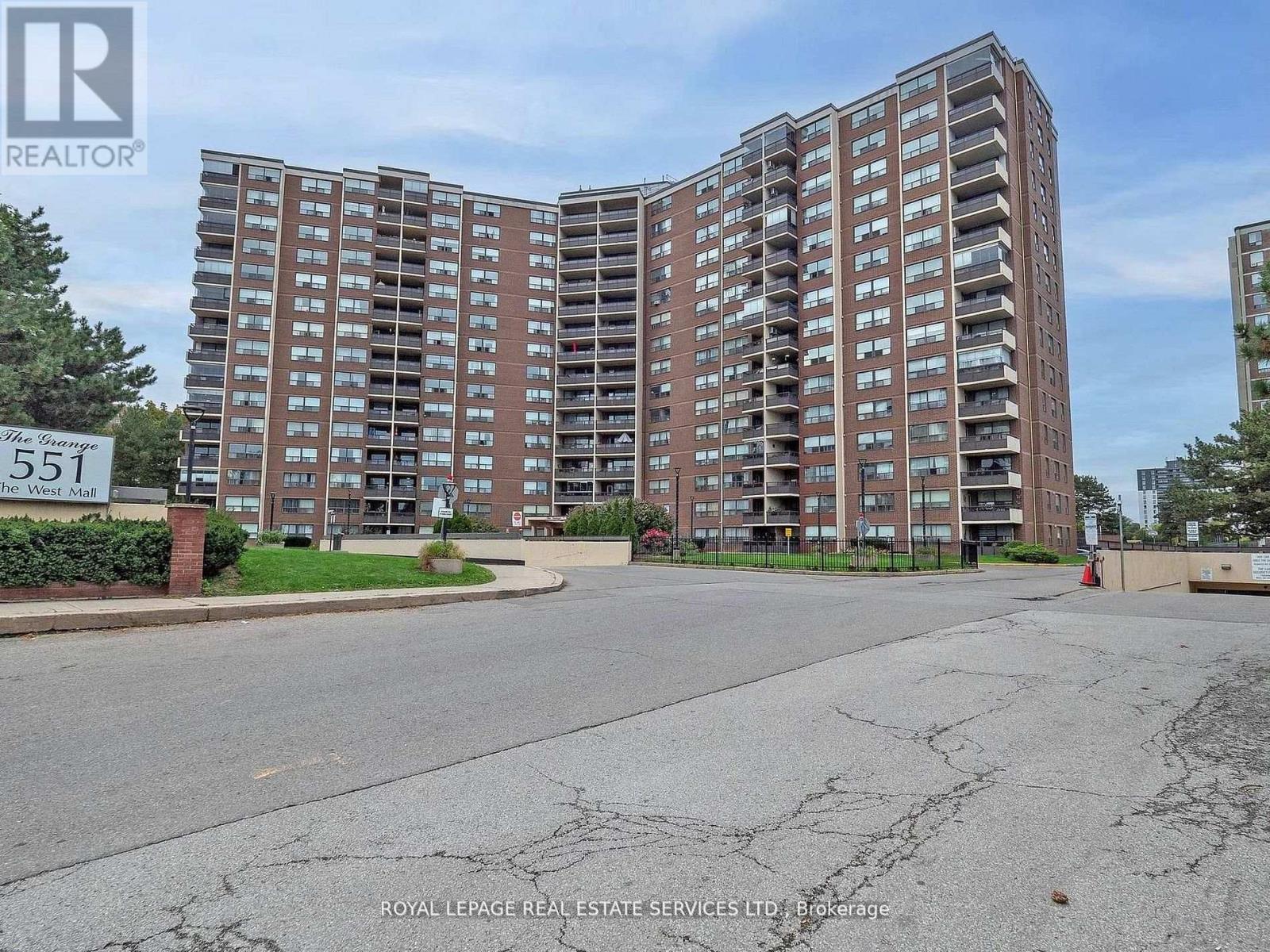 702 - 551 The West Mall, Toronto (Etobicoke West Mall), Ontario  M9C 1G7 - Photo 21 - W12931938