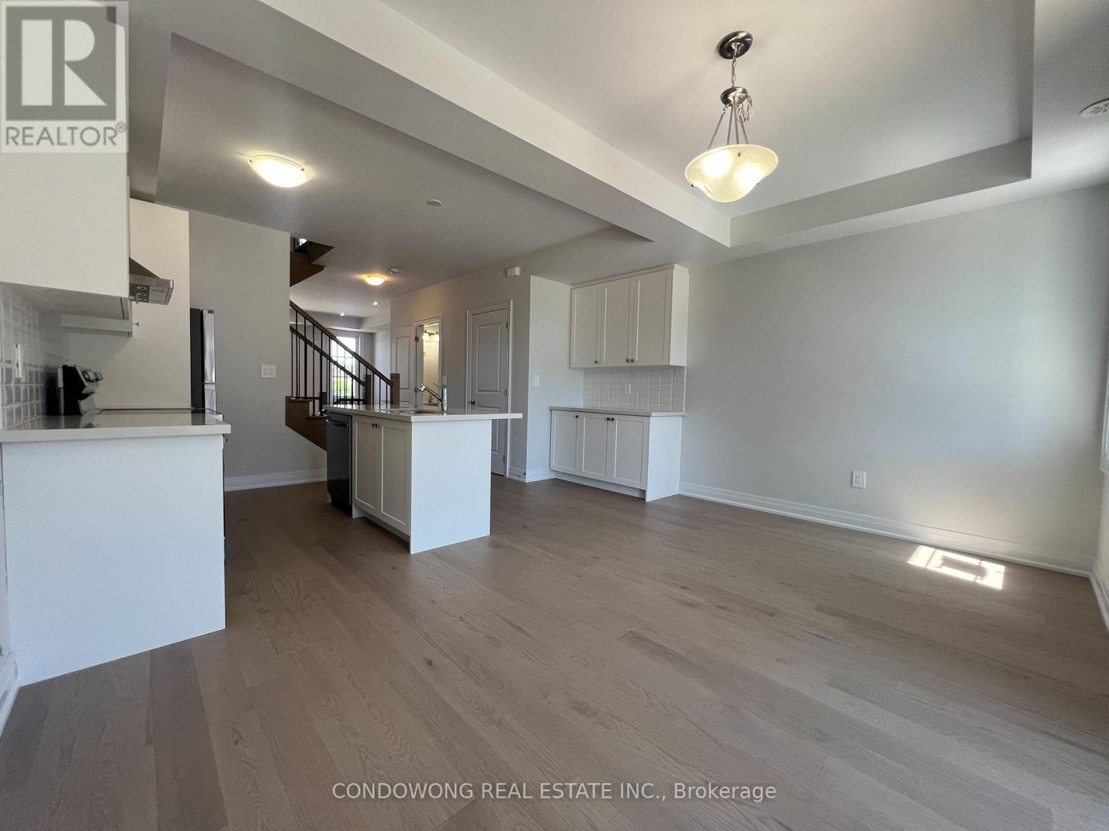 5951 Saigon Street, Mississauga (East Credit), Ontario  L5V 0E9 - Photo 16 - W12931948