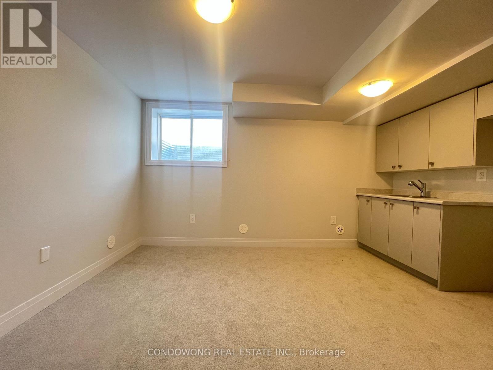 5951 Saigon Street, Mississauga (East Credit), Ontario  L5V 0E9 - Photo 26 - W12931948