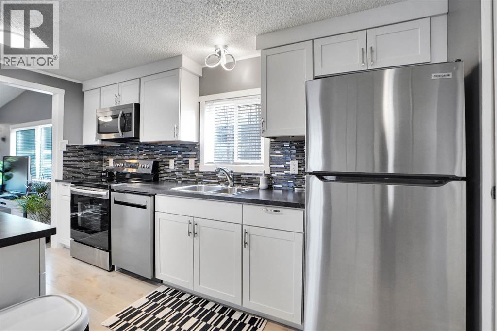 208, 3223 83 Street Nw, Calgary, Alberta  T3B 5N4 - Photo 5 - A2271534