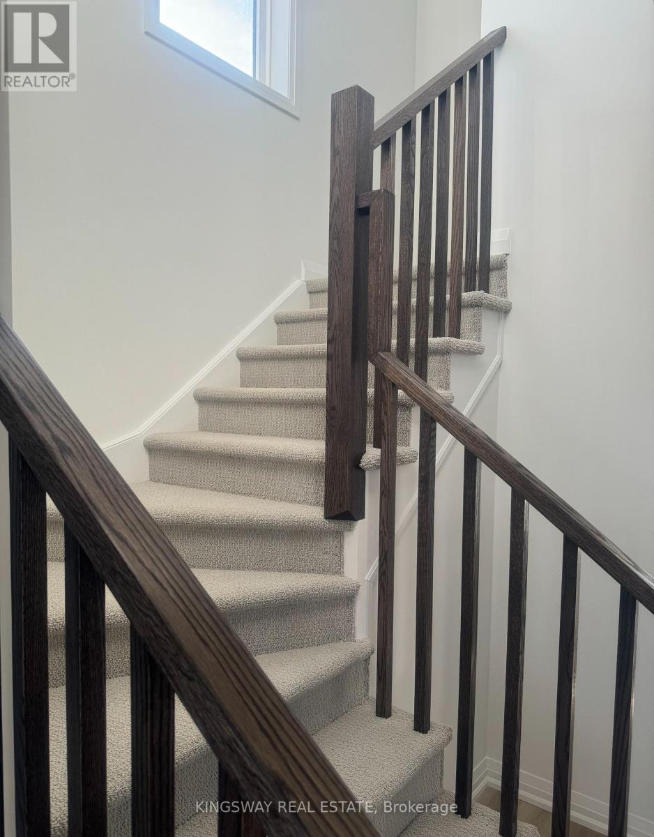 55 Tom Brown Drive, Brant (Paris), Ontario  N3L 0H4 - Photo 8 - X12931914