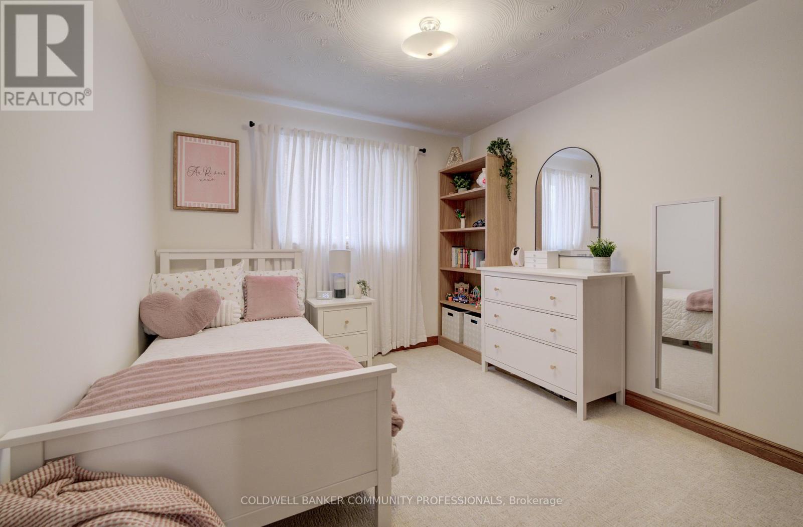 483 Dicenzo Drive, Hamilton (Ryckmans), Ontario  L9B 2C4 - Photo 20 - X12931926