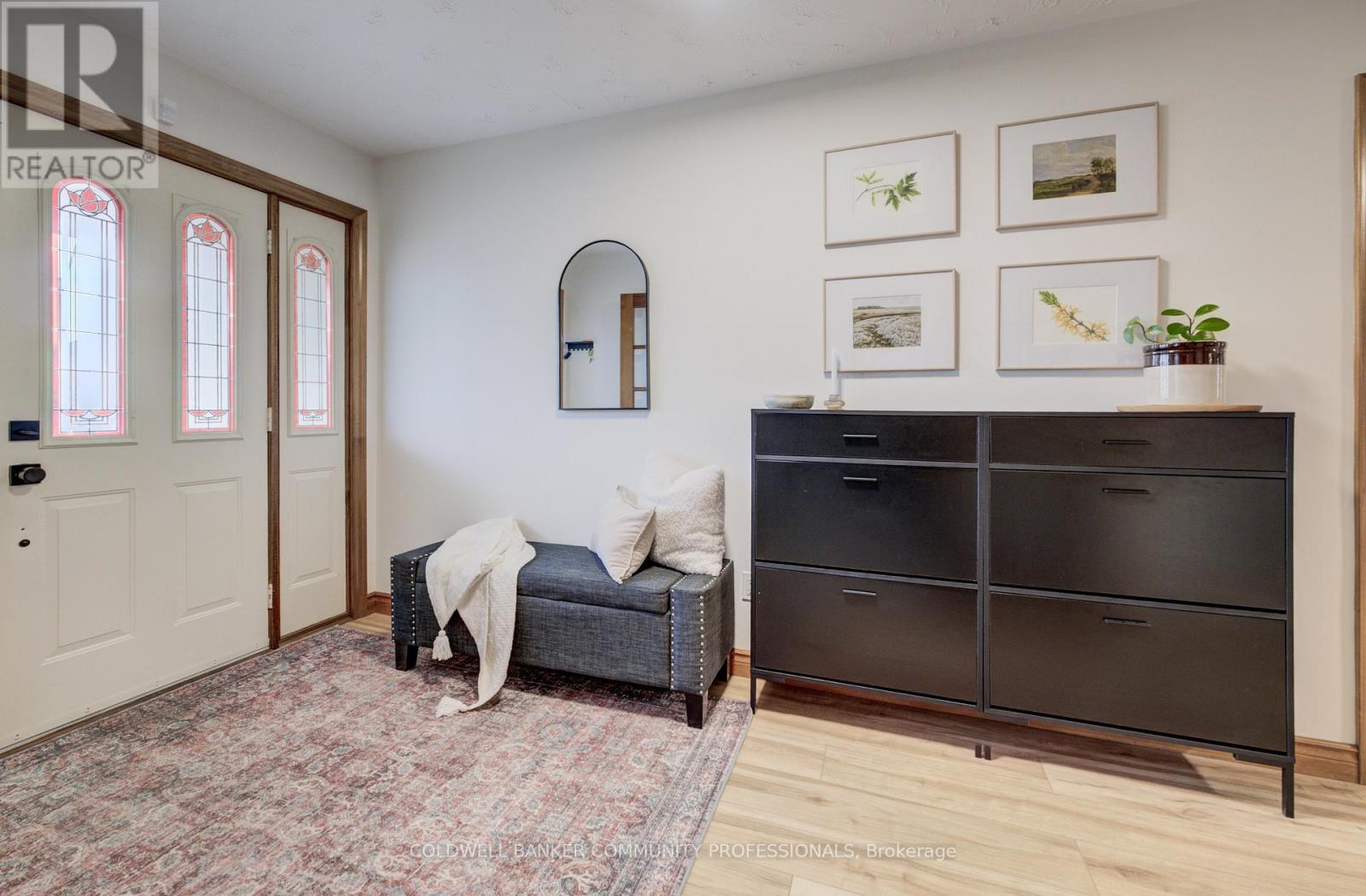 483 Dicenzo Drive, Hamilton (Ryckmans), Ontario  L9B 2C4 - Photo 6 - X12931926