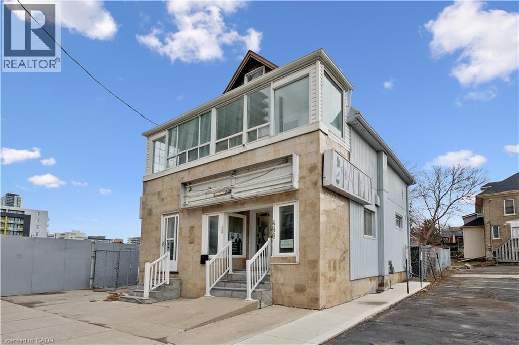 496 King Street E, Kitchener, Ontario  N2G 2L6 - Photo 2 - 40815394