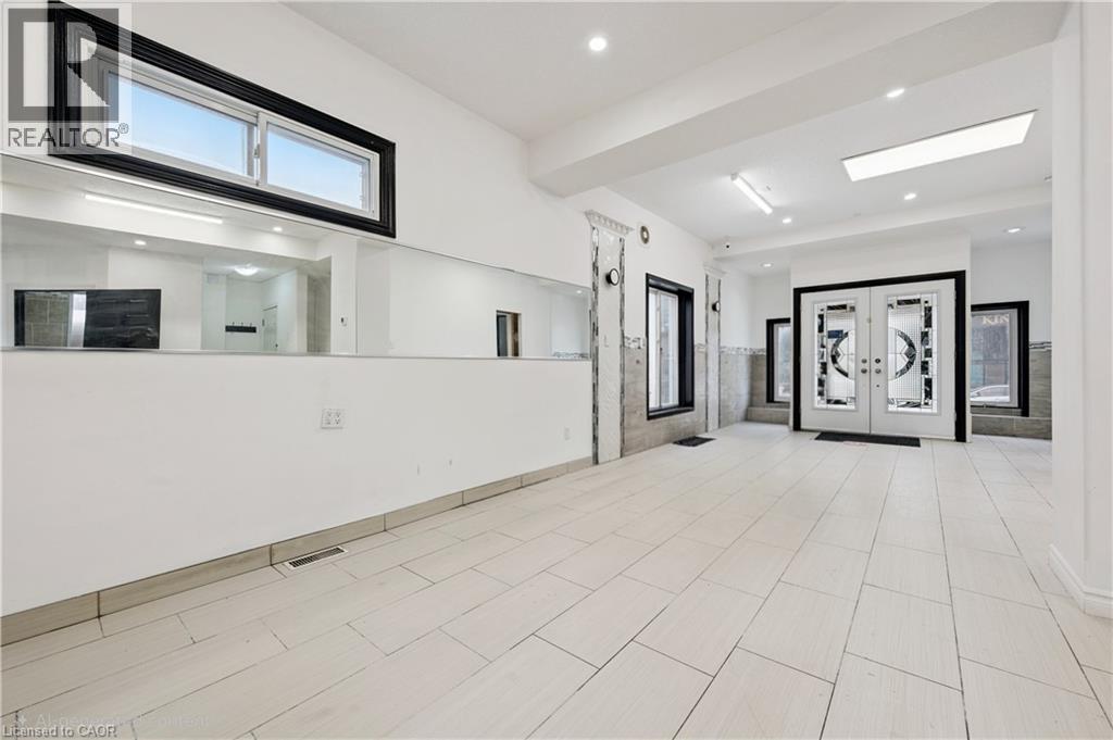 496 King Street E, Kitchener, Ontario  N2G 2L6 - Photo 8 - 40815860