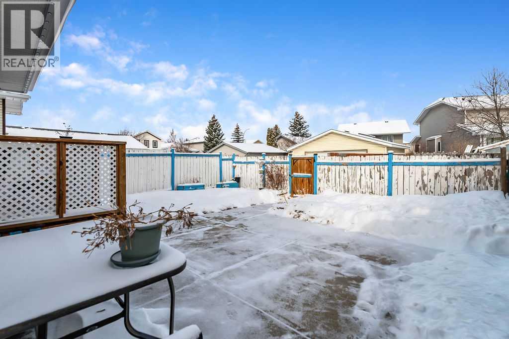 38 Martinwood Road Ne, Calgary, Alberta  T3J 3H5 - Photo 26 - A2290628