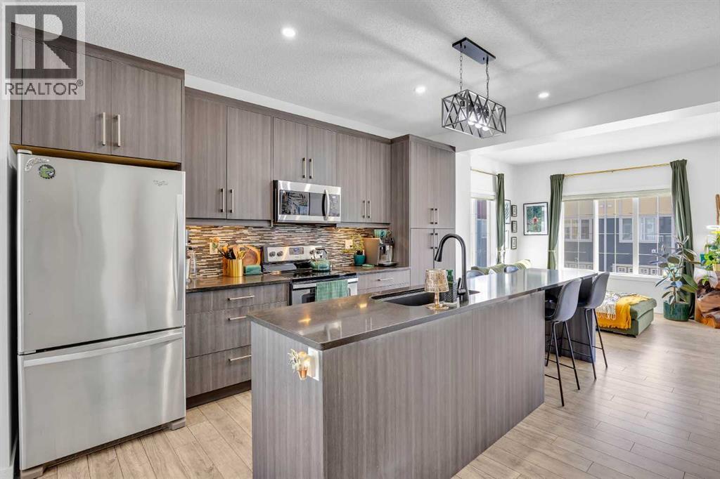 316 Marquis Lane Se, Calgary, Alberta  T3M 2G8 - Photo 4 - A2292802