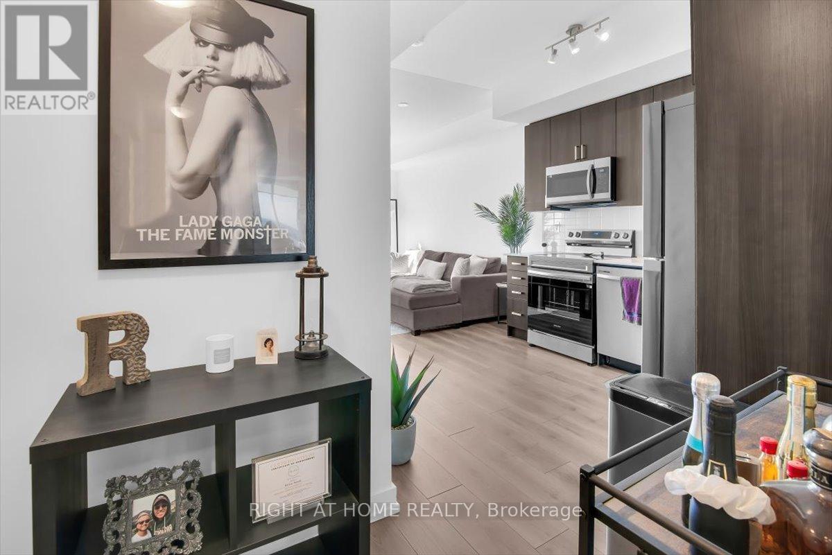 2503 - 1435 Celebration Drive, Pickering, Ontario  L1W 0C4 - Photo 4 - E12931976