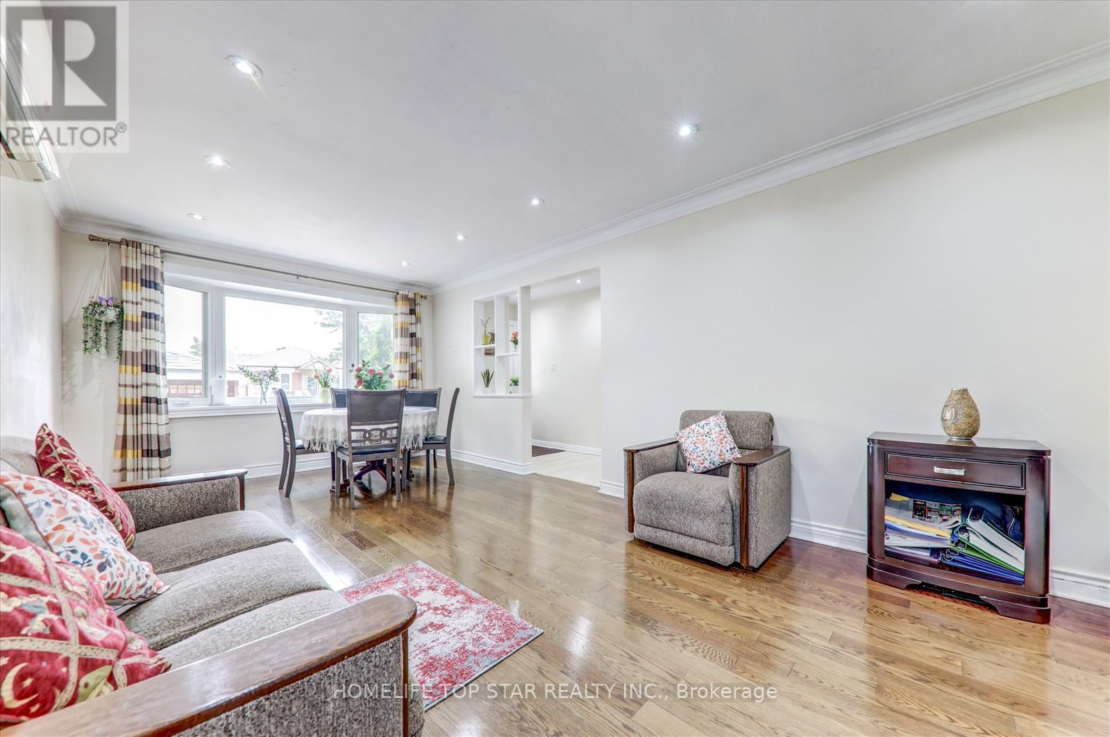 40 Lombardy Crescent, Toronto, Ontario  M1K 4N8 - Photo 13 - E12932004