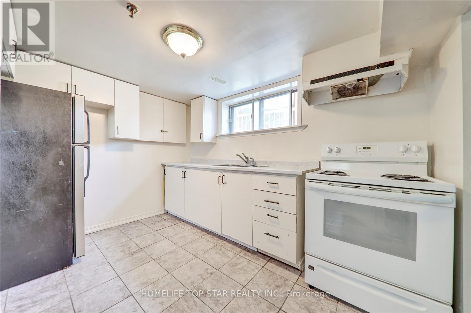 40 Lombardy Crescent, Toronto, Ontario  M1K 4N8 - Photo 26 - E12932004