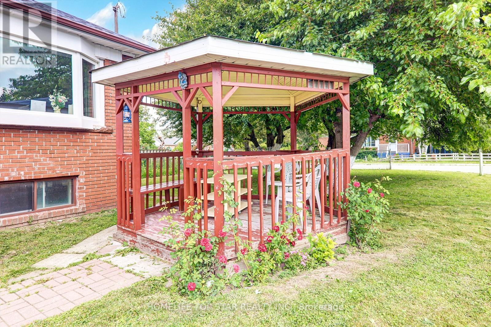 40 Lombardy Crescent, Toronto, Ontario  M1K 4N8 - Photo 5 - E12932004