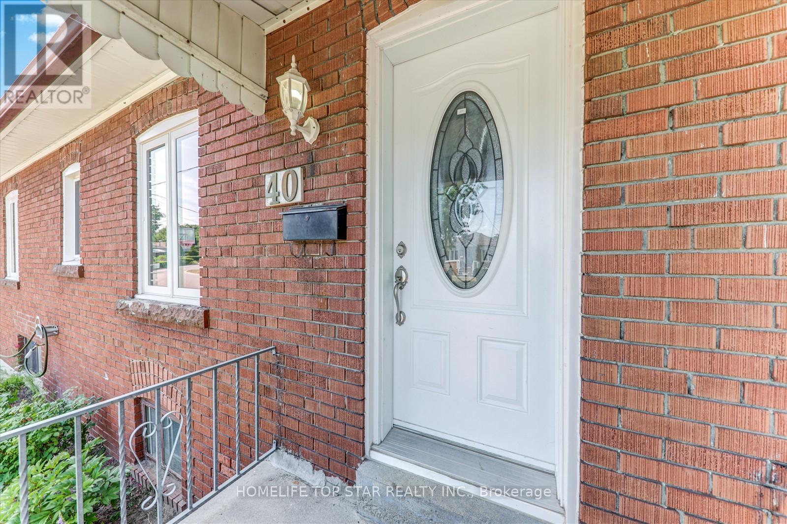 40 Lombardy Crescent, Toronto, Ontario  M1K 4N8 - Photo 6 - E12932004