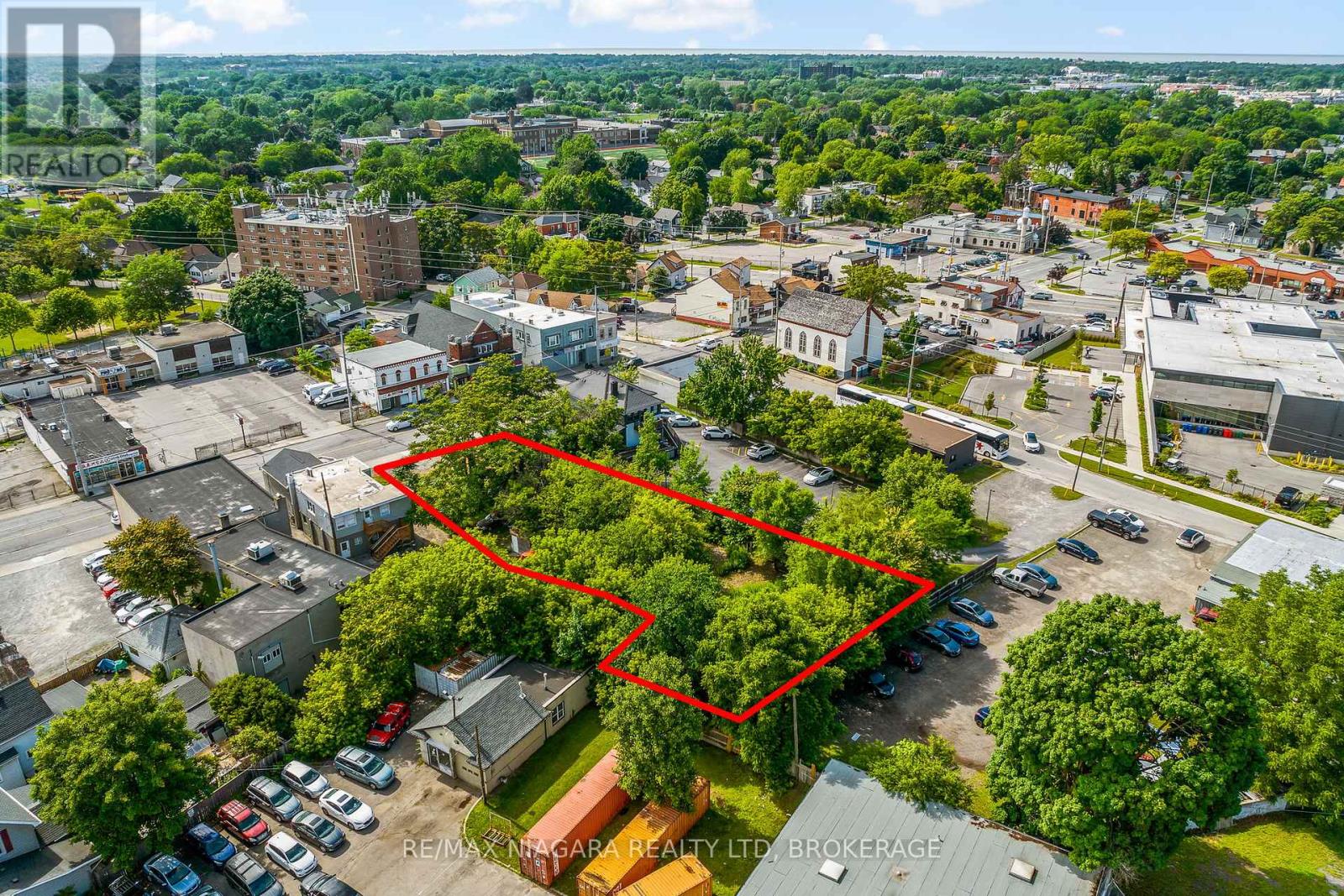 80 Geneva Street, St. Catharines, Ontario  L2R 4M8 - Photo 8 - X12931980