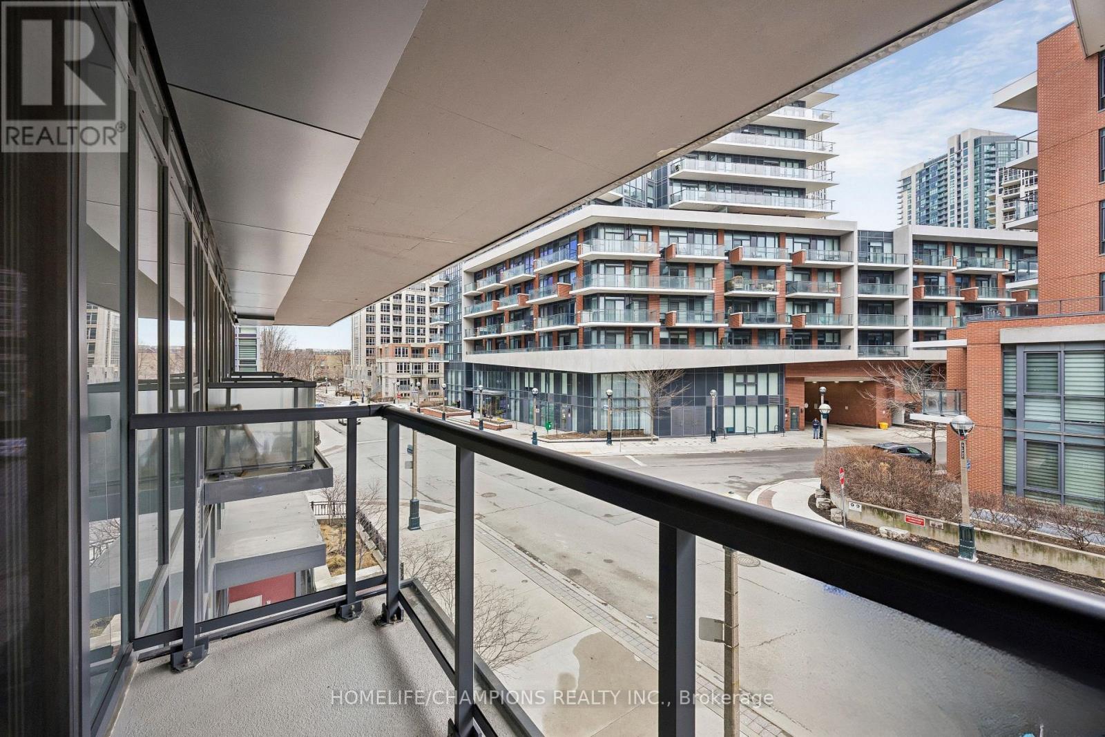 Th10 - 20 Bruyeres Mews, Toronto, Ontario M5V 0G8 - Photo 23 - C12928488