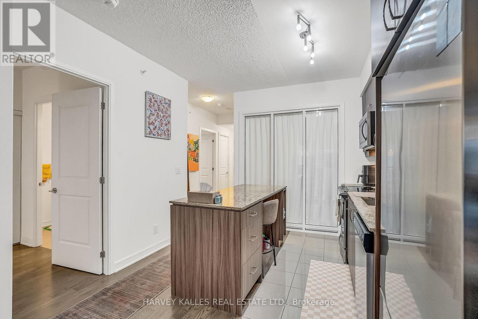 Se-305 - 9199 Yonge Street, Richmond Hill, Ontario  L4C 6Z2 - Photo 11 - N12931978